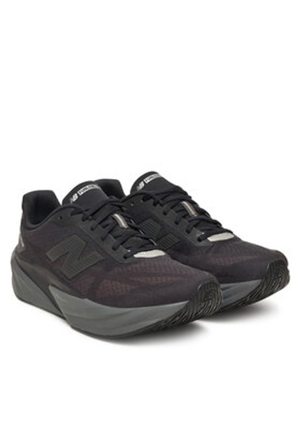 New Balance Buty do biegania FuelCell Rebel V5 MFCXLC5 Czarny. Kolor: czarny. Materiał: materiał