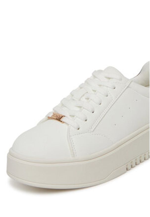 DeeZee Sneakersy AM25232-R Biały. Kolor: biały. Materiał: skóra