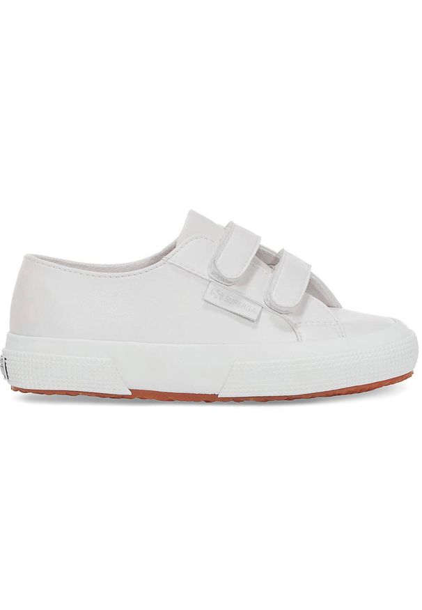 Sneakersy dla dzieci Superga 2750 White. Okazja: na co dzień. Kolor: biały. Materiał: guma, skóra. Szerokość cholewki: normalna