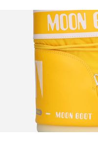 Moon Boot - MOON BOOT - Żółte śniegowce Classic Low 2. Wysokość cholewki: przed kostkę. Kolor: żółty. Materiał: kauczuk, puch, nylon. Szerokość cholewki: normalna. Sezon: zima. Obcas: na koturnie. Styl: klasyczny, sportowy #5