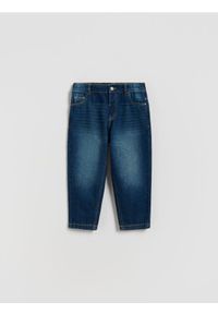Reserved - Jeansy regular - granatowy. Kolor: niebieski. Materiał: jeans