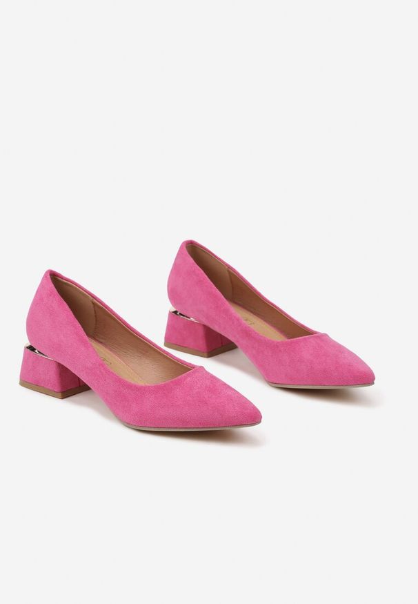 Born2be - Fuksjowe Czółenka Vices na Niskim Słupku z Wkładką ze Skóry Naturalnej Sariri. Okazja: na spotkanie biznesowe. Nosek buta: szpiczasty. Kolor: różowy. Materiał: skóra. Obcas: na słupku. Styl: klasyczny, biznesowy. Wysokość obcasa: średni