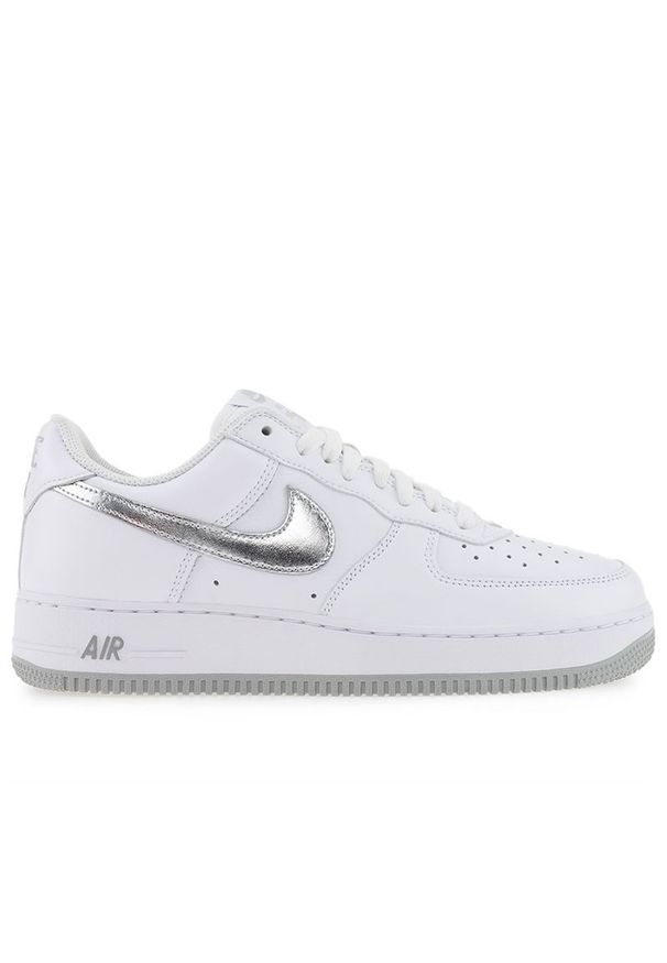 Buty Nike Air Force 1 Low Retro DZ6755-100 - białe. Kolor: biały. Materiał: guma, skóra, syntetyk, materiał. Szerokość cholewki: normalna. Model: Nike Air Force