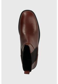 Vagabond Shoemakers sztyblety skórzane SHEILA damskie kolor czerwony na płaskim obcasie 5635.201.27. Kolor: czerwony. Materiał: skóra. Obcas: na obcasie. Wysokość obcasa: niski #3