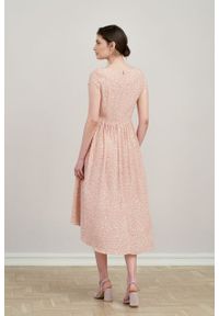 Marie Zélie - Sukienka Antea Vacanza pudroworóżowa. Materiał: wiskoza, materiał. Długość rękawa: krótki rękaw. Typ sukienki: asymetryczne #5