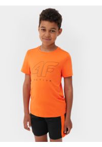 4F JUNIOR - Koszulka sportowa szybkoschnąca chłopięca. Kolor: pomarańczowy. Materiał: włókno, skóra. Wzór: napisy
