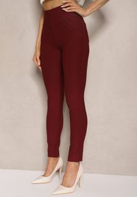 Renee - Bordowe Spodnie o Fasonie Skinny z Gumką w Pasie i Kieszeniami Rizeena. Okazja: na co dzień. Kolor: czerwony. Styl: elegancki, casual #5