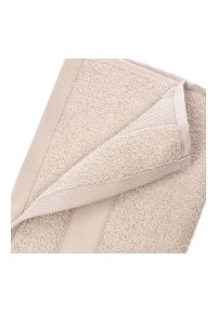 Beżowy Bawełniany Ręcznik Moraj. Kolor: beżowy
