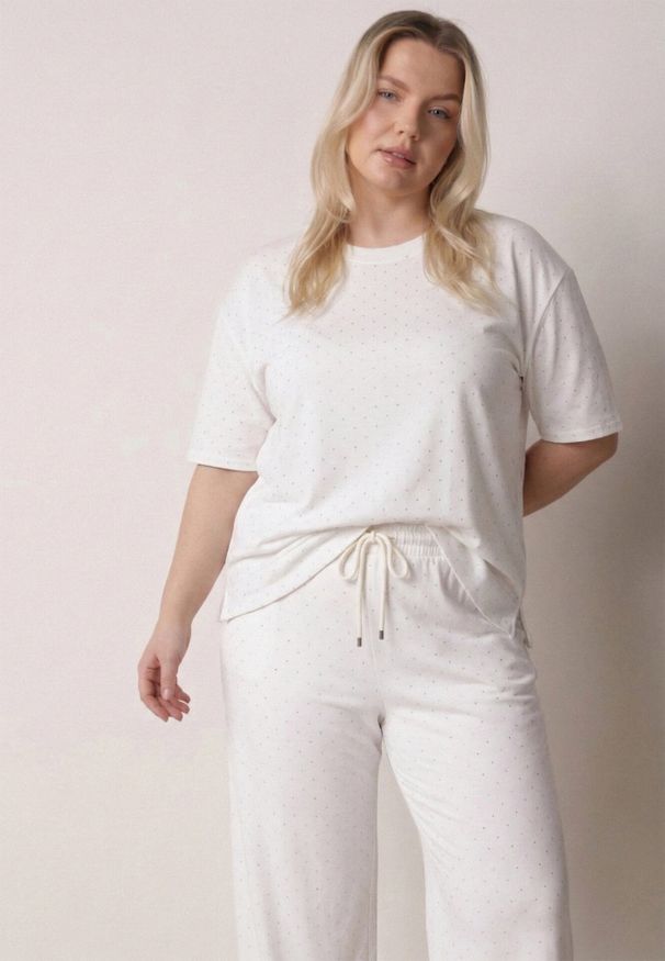 Born2be - Biały Komplet Bawełniany o Fasonie Oversize T-shirt i Spodnie Azilane. Kolor: biały. Materiał: bawełna