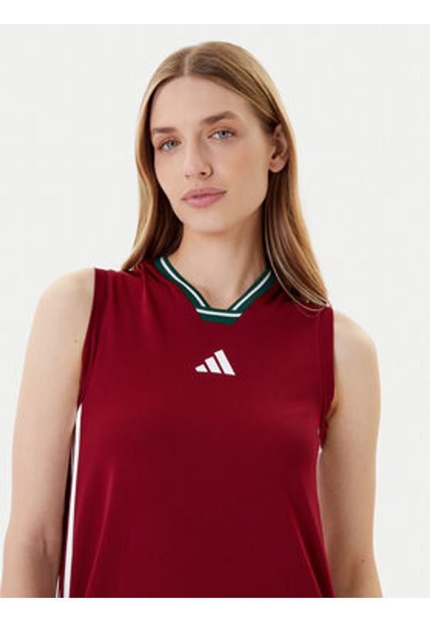 Adidas - adidas Sukienka codzienna Tiro Cut 3-Stripes Soft Mesh JX5160 Czerwony Regular Fit. Okazja: na co dzień. Kolor: czerwony. Materiał: syntetyk. Typ sukienki: proste. Styl: casual