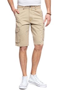 Wrangler - SPODENKI WRANGLER CARGO SHORT SAND W15DKC58N. Materiał: materiał