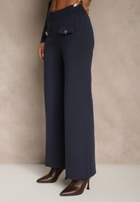 Renee - Granatowy Elegancki Komplet z Dzianiny z Wiskozą Kardigan i Spodnie Delinavea. Kolor: niebieski. Materiał: dzianina, wiskoza. Wzór: aplikacja #3