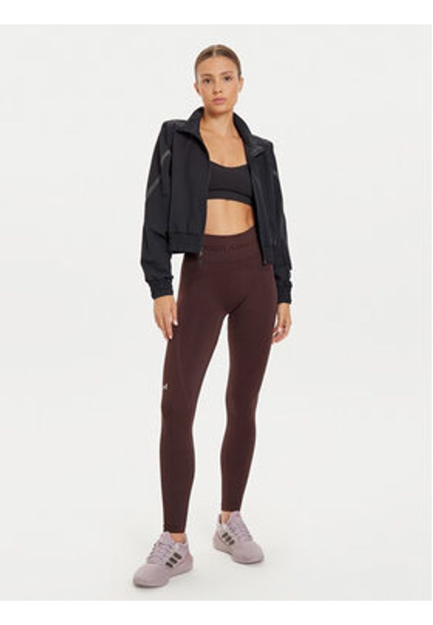 Under Armour Wiatrówka UA Unstoppable Crop 1386479 Czarny Regular Fit. Kolor: czarny. Materiał: syntetyk