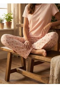 Sinsay - Bawełniana piżama dwuczęściowa z motywem wiśni - różowy. Kolor: różowy. Materiał: bawełna #1