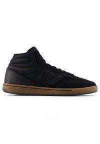 Buty męskie New Balance Numeric NM440HZ2 – czarne. Wysokość cholewki: za kostkę. Kolor: czarny. Materiał: dresówka, guma, syntetyk, materiał, skóra. Szerokość cholewki: normalna. Sport: skateboard