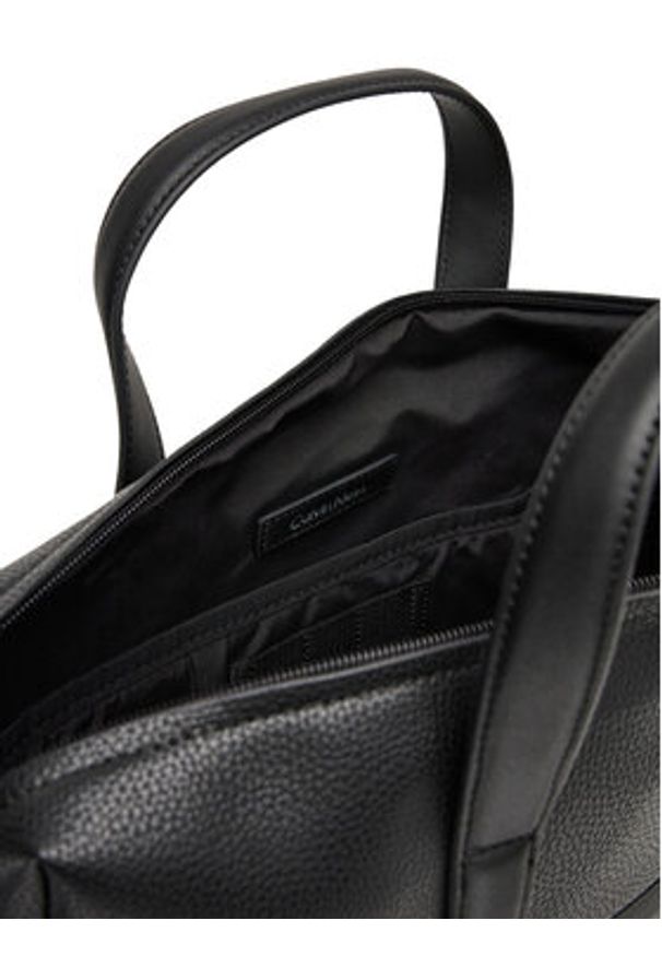 Calvin Klein Torba na laptopa Ck Must Laptop Bag LV04D3082G Czarny. Kolor: czarny. Materiał: skóra