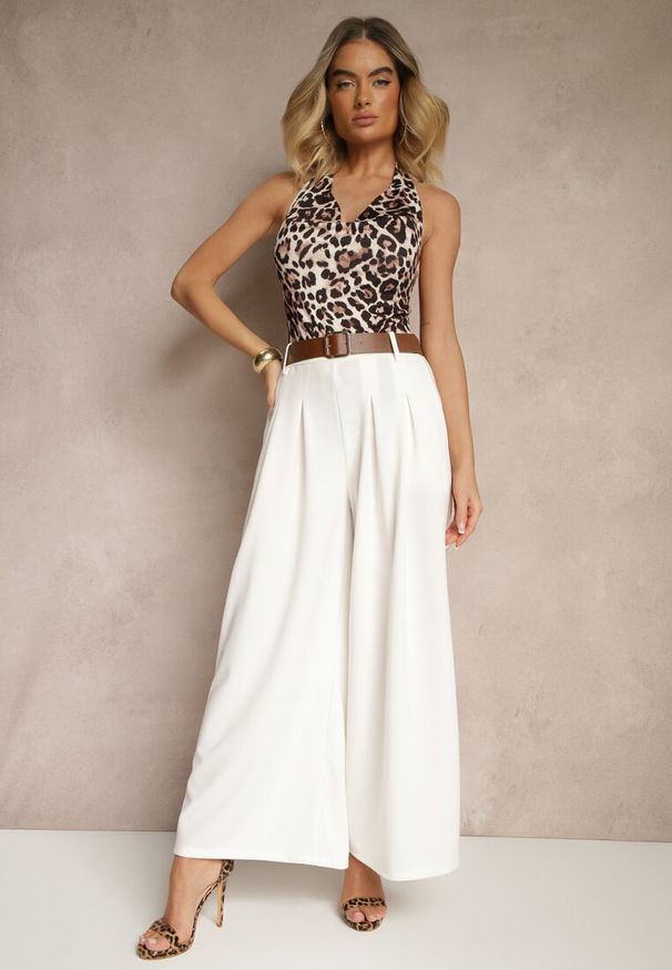 Renee - Białe Spodnie o Szerokim Kroju High Waist Ozdobione Paskiem Rasalle. Okazja: na co dzień. Stan: podwyższony. Kolor: biały. Wzór: aplikacja. Styl: elegancki, casual