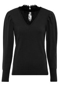 Sweter z koronkową wstawką bonprix czarny. Kolor: czarny. Materiał: koronka. Wzór: koronka