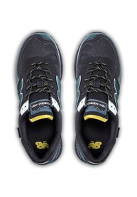 Sneakersy męskie czarne New Balance U574TX2. Okazja: do pracy, na spacer, na co dzień. Kolor: czarny. Model: New Balance 574. Sport: turystyka piesza #4