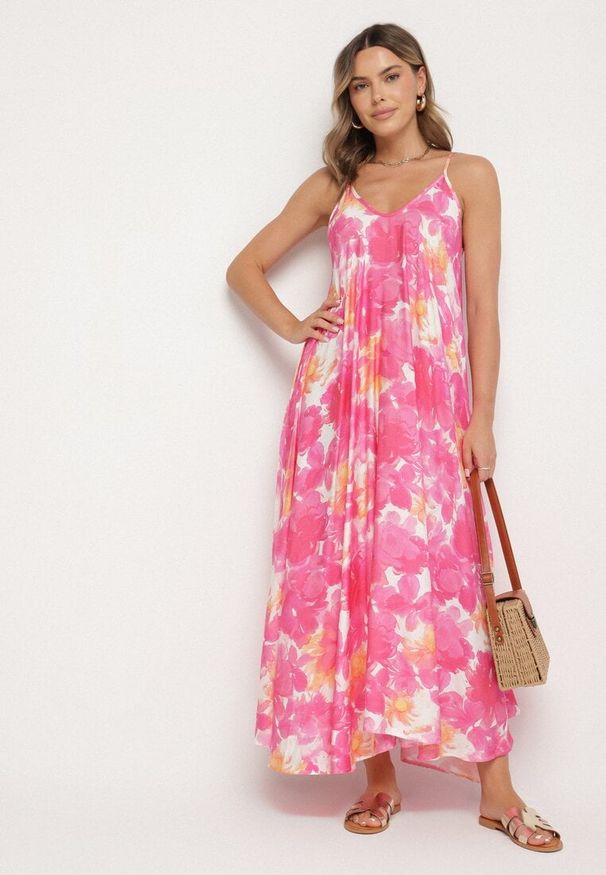 Born2be - Fuksjowa Sukienka z Wiskozy z Abstrakcyjnym Wzorem Meramara. Okazja: na co dzień. Kolor: różowy. Materiał: wiskoza. Styl: casual, klasyczny