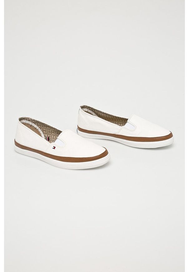 TOMMY HILFIGER - Tommy Hilfiger - Tenisówki. Nosek buta: okrągły. Kolor: biały. Materiał: guma