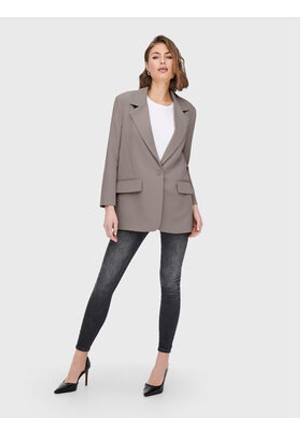 only - ONLY Marynarka Lana-Berry 15245698 Szary Regular Fit. Kolor: szary. Materiał: syntetyk