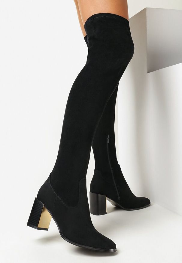 Born2be - Czarne Kozaki za Kolano z Ozdobnym Obcasem z Metaliczną Wstawką Agnerissa. Wysokość cholewki: za kolano. Kolor: czarny. Wzór: aplikacja. Obcas: na obcasie. Wysokość obcasa: średni