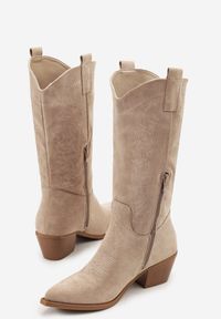 Born2be - Ciemnobeżowe Botki Typu Kowbojki na Stożkowym Obcasie Naladia. Okazja: na co dzień. Kolor: beżowy. Materiał: jeans. Obcas: na obcasie. Styl: casual, boho. Wysokość obcasa: średni