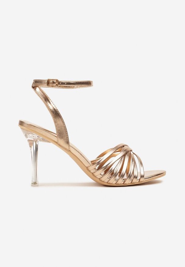 Renee - Szampańskie Sandały Vices na Obcasie z Ozdobnymi Paskami Folavea. Okazja: na co dzień. Zapięcie: pasek. Kolor: złoty. Obcas: na obcasie. Styl: elegancki, casual. Wysokość obcasa: średni