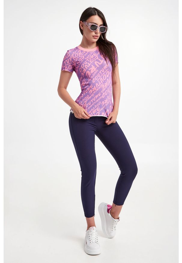 Versace Jeans Couture - T-shirt VERSACE JEANS COUTURE. Materiał: bawełna. Długość rękawa: krótki rękaw. Długość: krótkie. Wzór: nadruk