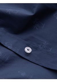 Ombre Clothing - Klasyczna męska bawełniana koszula SLIM FIT w palmy - ciemnoniebieska V5 OM-SHCS-0156 - XXL. Typ kołnierza: kołnierzyk klasyczny. Kolor: niebieski. Materiał: bawełna. Długość rękawa: długi rękaw. Długość: długie. Wzór: nadruk. Styl: klasyczny