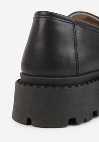 Renee - Czarne Mokasyny Vices na Platformie Dionela. Okazja: na co dzień. Kolor: czarny. Materiał: jeans, koronka. Sezon: jesień. Obcas: na platformie. Styl: casual, klasyczny #9