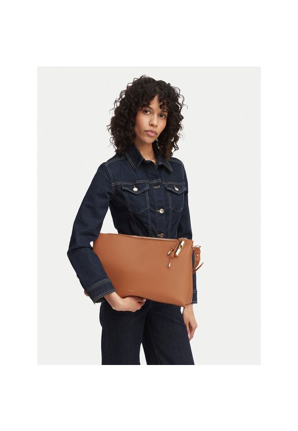 Torebka Furla. Kolor: brązowy