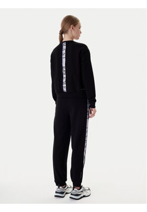 EA7 Emporio Armani Dres 7W001157 AF12501 UC001 Czarny Regular Fit. Kolor: czarny. Materiał: syntetyk