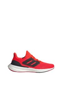 Adidas - Buty Pureboost 23. Kolor: czerwony, wielokolorowy, czarny. Materiał: materiał. Sport: bieganie #1
