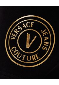 Versace Jeans Couture - VERSACE JEANS COUTURE - Czarne spodenki z logo. Kolor: czarny. Materiał: bawełna #3