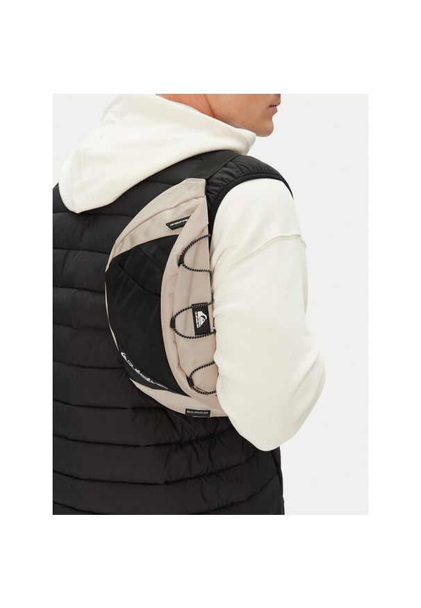 Nerka Quiksilver. Kolor: beżowy