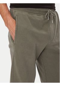 C.P. Company Spodnie dresowe 19CMSP720A006372R Zielony Regular Fit. Kolor: zielony. Materiał: bawełna #4