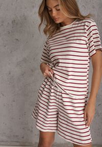 Renee - Czerwono-Białe Casualowe Szorty High Waist w Prążki z Bawełnianej Tkaniny Lennliss. Okazja: na co dzień. Stan: podwyższony. Kolor: biały. Materiał: bawełna, tkanina. Wzór: prążki. Sezon: lato. Styl: casual #1