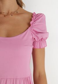Born2be - Różowa Sukienka Maryrien. Kolor: różowy. Materiał: tkanina. Długość rękawa: krótki rękaw. Wzór: jednolity. Typ sukienki: rozkloszowane. Długość: midi #3