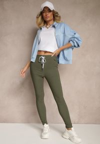 Renee - Ciemnozielone Spodnie z Bawełną i Sznurowaniem Purrena. Okazja: na co dzień. Kolor: zielony. Materiał: bawełna. Styl: casual, elegancki