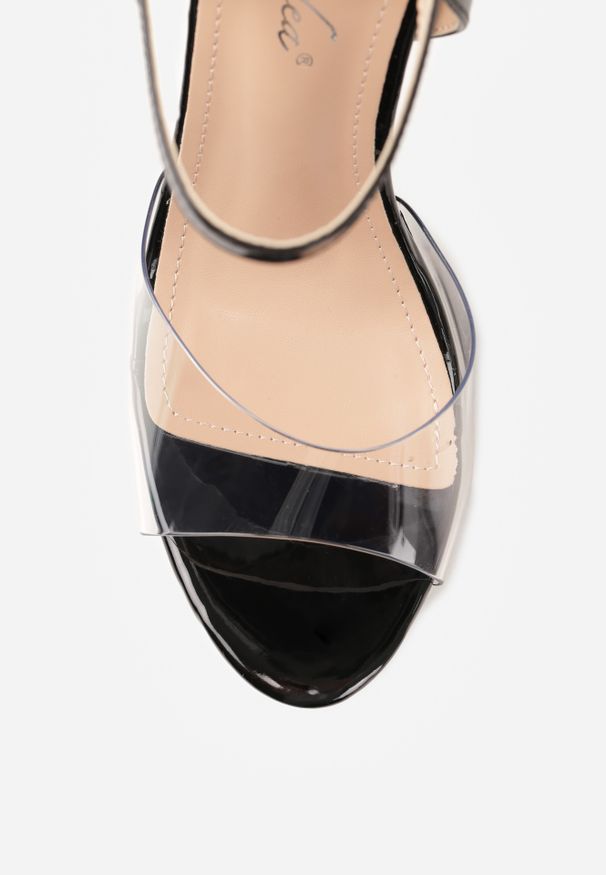 Renee - Czarne Lakierowane Sandały na Platformie i Szpilce z Przezroczystą Cholewką Elinryn. Zapięcie: sprzączka. Kolor: czarny. Materiał: lakier. Obcas: na platformie