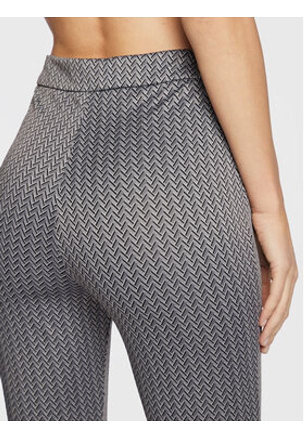 Liu Jo Spodnie materiałowe WF2203 J4044 Szary Slim Fit. Kolor: szary. Materiał: materiał, syntetyk