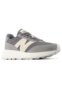 Buty unisex New Balance U370PD – szare. Kolor: szary. Materiał: zamsz, skóra. Szerokość cholewki: normalna. Sezon: lato #4