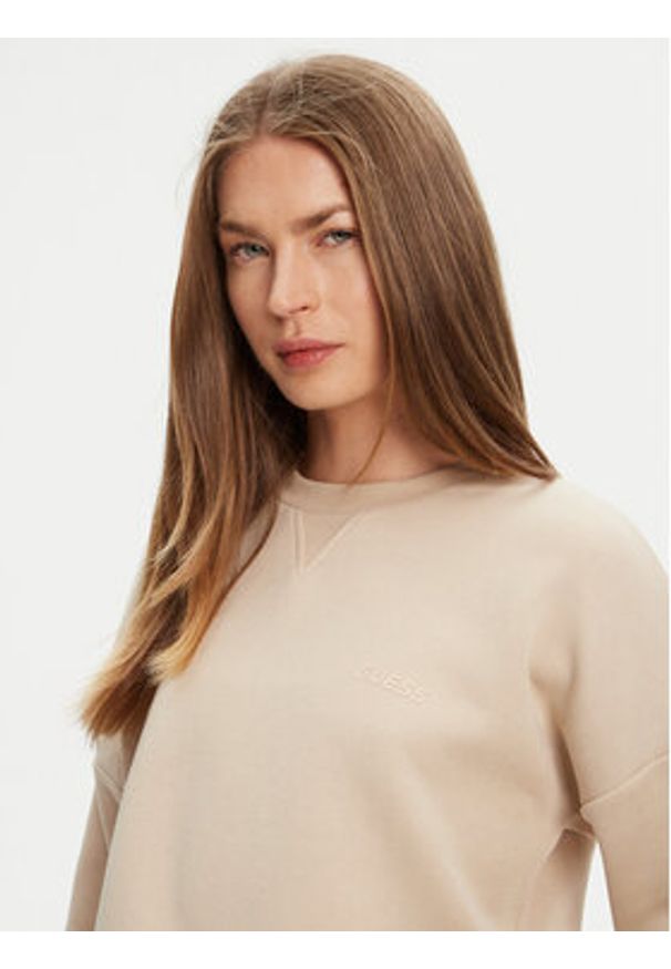 Guess Bluza V3BQ16 KB3P2 Beżowy Regular Fit. Kolor: beżowy. Materiał: syntetyk