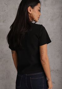 Renee - Czarny Casualowy T-shirt z Bawełny Nealiara. Okazja: na co dzień. Kolor: czarny. Materiał: bawełna. Wzór: aplikacja. Styl: casual #7