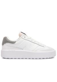 Buty New Balance CT302LP - białe. Okazja: na co dzień. Kolor: biały. Materiał: guma, zamsz, skóra, materiał. Szerokość cholewki: normalna