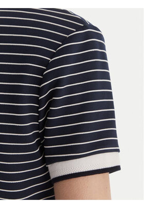 Guess Polo W6GP17 K2946 Granatowy Regular Fit. Typ kołnierza: polo. Kolor: niebieski. Materiał: wiskoza
