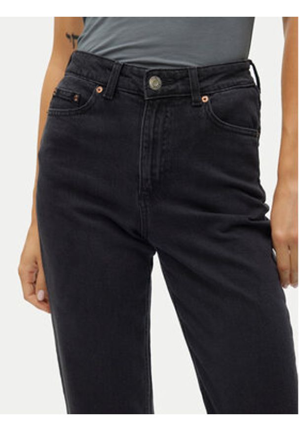 Vero Moda Jeansy Tessa 10302983 Szary Mom Fit. Kolor: szary