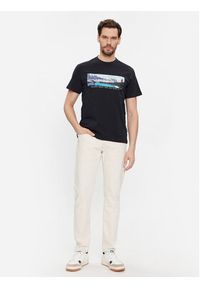 Napapijri T-Shirt S-Canada NP0A4HQM Czarny Regular Fit. Kolor: czarny. Materiał: bawełna